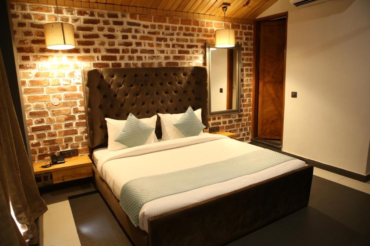 Granny'S Den Resort Rajpur Exterior photo