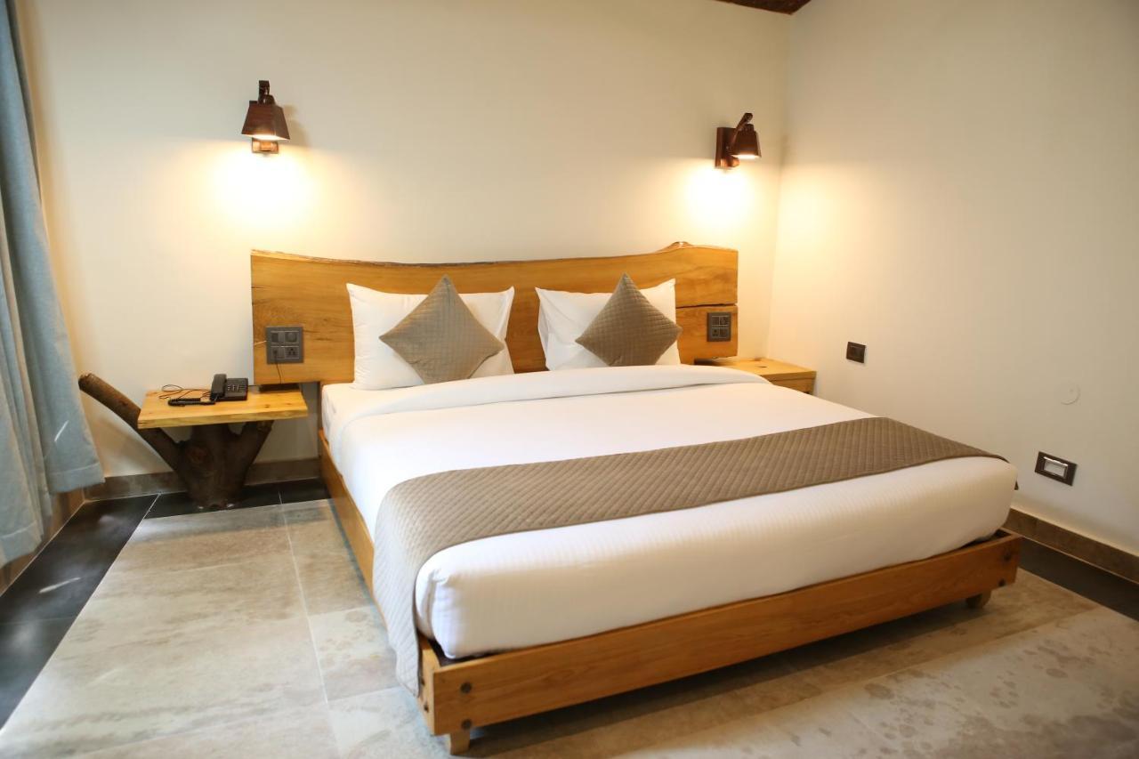 Granny'S Den Resort Rajpur Exterior photo
